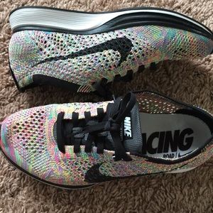 Multicolor NIKE Flynits